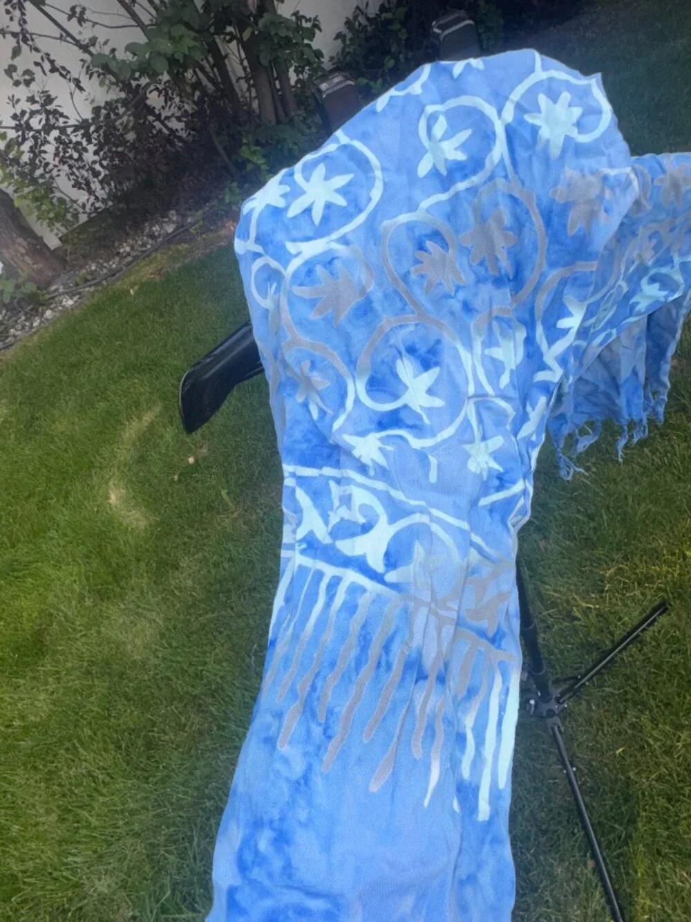 Sky Blue Batik Floral Scarf – Soft Tie-Dye Wrap Pashmina with Tassel Fringe 💙